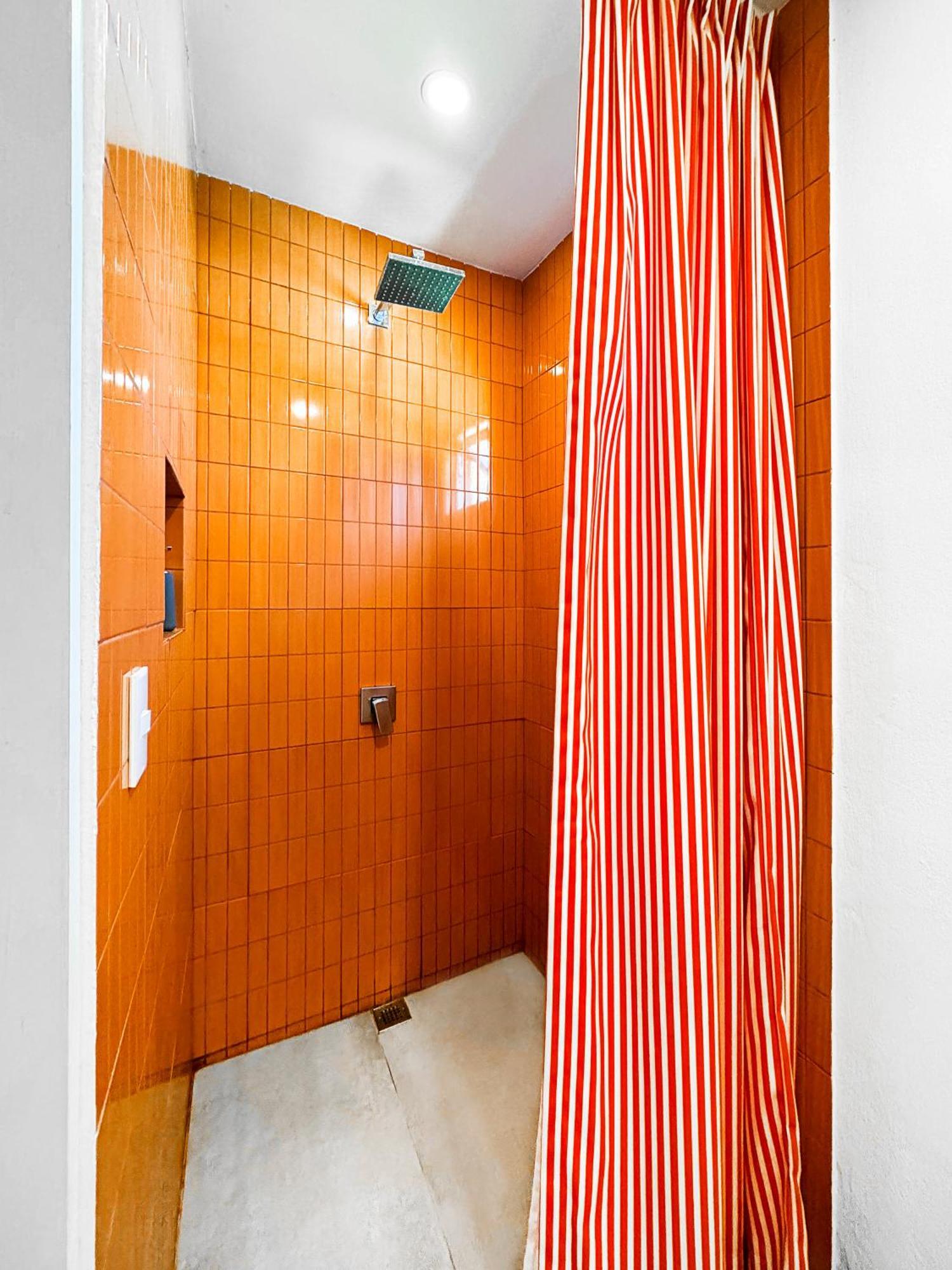 Nina'S - Juan Santamaria Desamparados (Alajuela) Exterior foto
